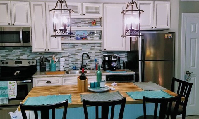 Hilton Head House | Relax at Latitude Adjustment!