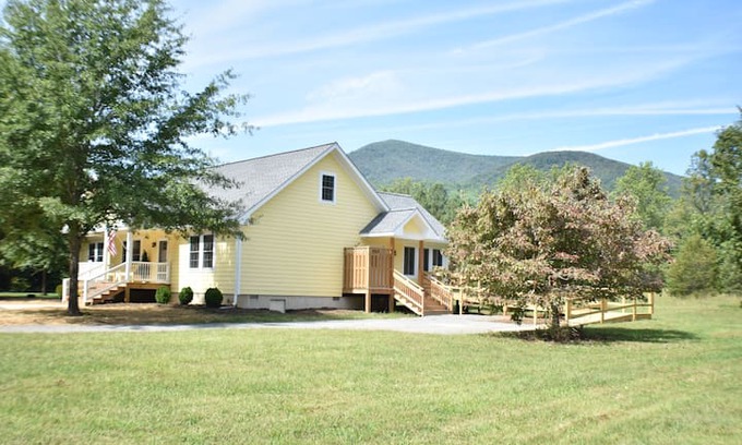 Nellysford House | The GranJan in the Rockfish Valley