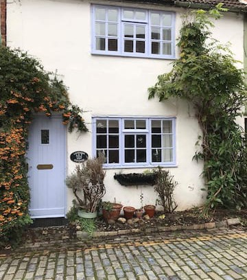 Yarm Cabin | Lavender Cottage, centre of Yarm