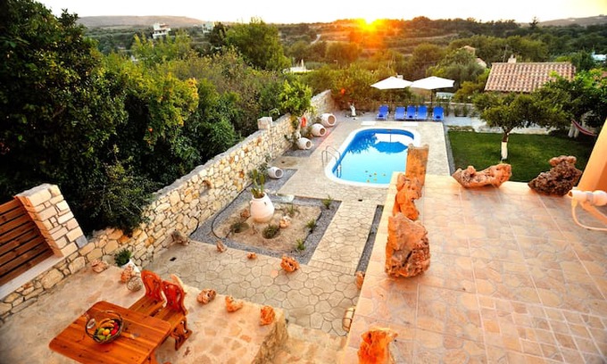 Rethymno Villa | Privacy and exceptional view! Pithari Villa.