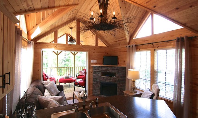 Crane Hill Cabin | 💕REEL SIMPLE 💕 for a real lake experience 💦
