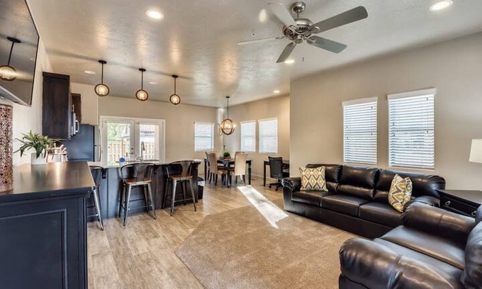 Zion National Park South Entrance Apartment | The Willow at Watchman Villas in Zion Canyon
