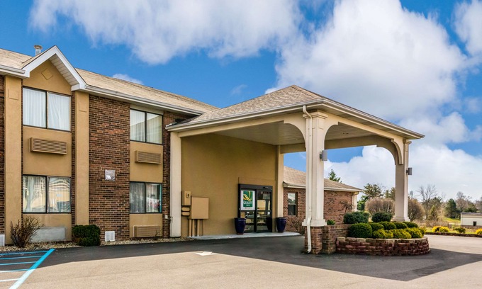 Batesville Hotel | Quality Inn I-74 Batesville