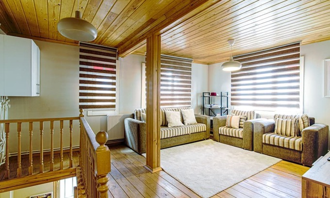 Beyoglu Villa | Historical Duplex Villa with Patio in Beyoglu