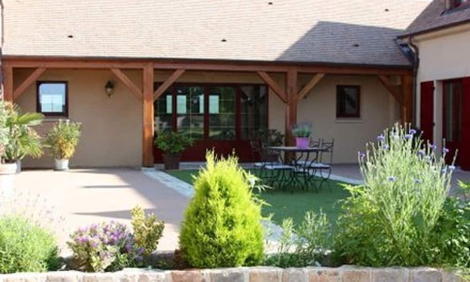 Pouligny-Notre-Dame Bed & Breakfast | Guestroom Pouligny-Notre-Dame, studio flat, 6 persons