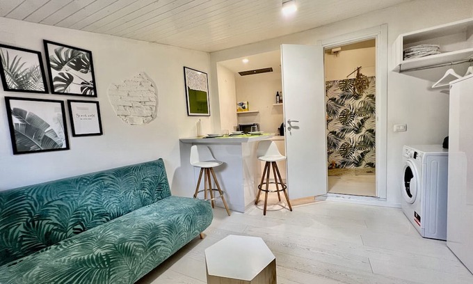 Bergamo Apartment | Attic Apartment "Piccolo Rifugio Bergamo" with Shared Terrace & Wi-Fi