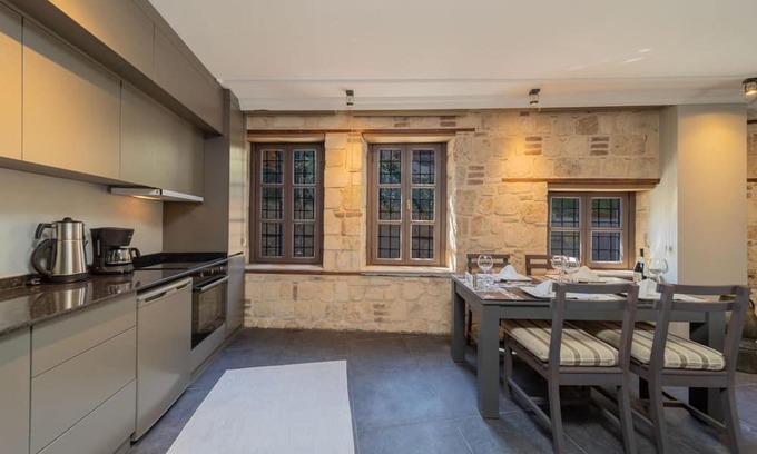 Kaleici Apartment | Modern and Fully Furnished Flat in Antalya