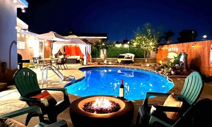 North Clairemont House | San Diego “Idyllic Beautiful House” w/Heated Pool