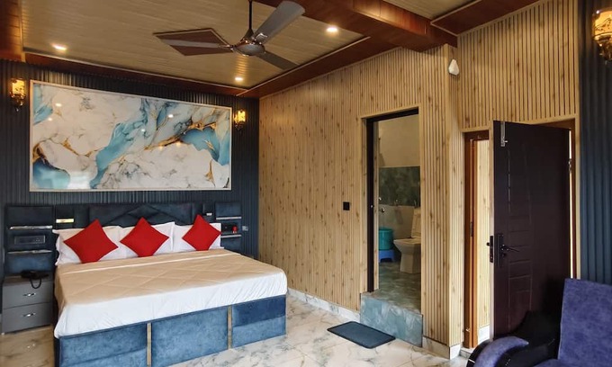 Kausani Hotel | Hotel Mystic Mountain Kausani