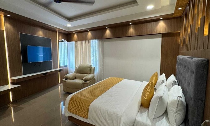Thanjavur Hotel | HOTEL TIME SQUARE