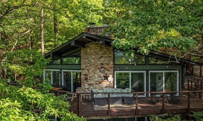 Basye House | New Listing! Bryce Resort - The Hillside Hideaway
