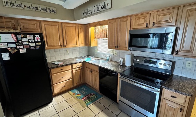 Sea Isle City Condo | Atrium Condominiums HEART of the action