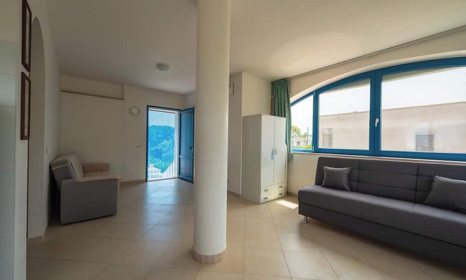 Torre Santa Sabina Apartment | Villa Pasqua - Second Home