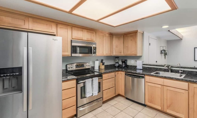 Campus Farm Condo | Charming 2-bedroom condo close to river walk, hospitals, and university.