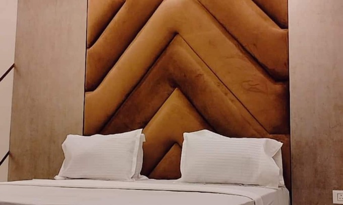 Aligarh Hotel | Shraddha hotel Aligarh