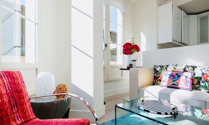 Centro - Sagrario Apartment | The Bowery Granada