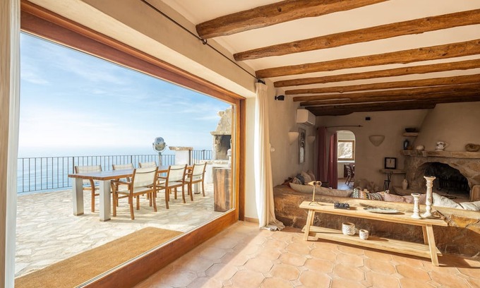 Villajoyosa Villa | Thrilling Costa Blanca Villa | Villa Hischer | 3 Bedrooms | Beachfront | Spectacular Sea Views | Spacious Furnished Sun Terrace with Private Pool | 2 Outdoor Kitchens with Outdoor Dining Area| BBQ facilities | Villajoyosa