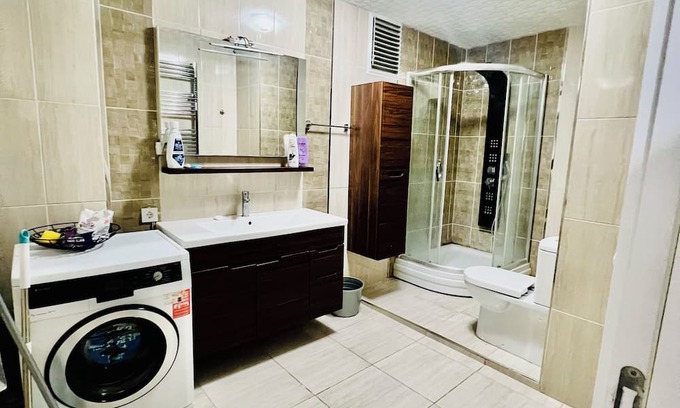 Beylikduzu Apartment | 3+1-bedroom apartment in amazing Istanbul with AC, WiFi near to grocery Store