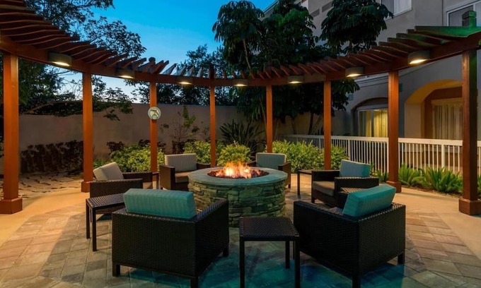Biggar House | Experience True Comfort at Urban-Retreat Hotel w/Heated Pool - 4 Units