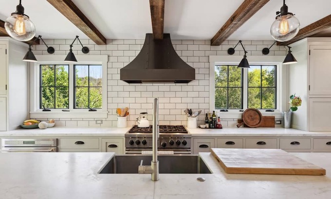 Greenbrae House | Luxury 4 Bdrm Family Home in Kentfield near Marin General, Kentfield Schools