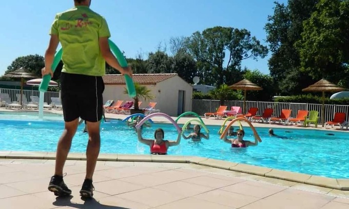 Challans House | Camping 4 étoiles - Piscine - efciac