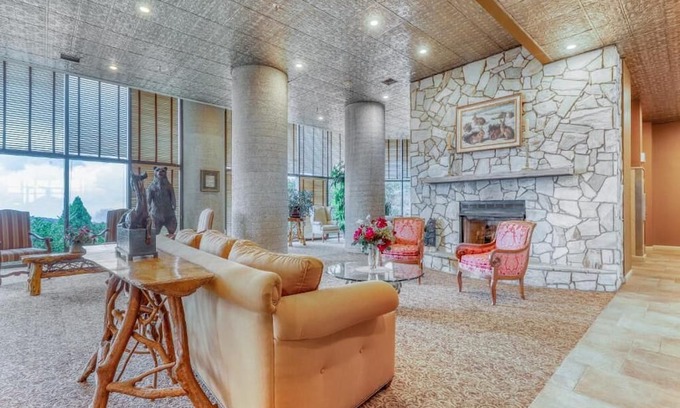 Sugar Mountain Condo | Cozy 2-bedroom condo with fitness room, WiFi in marvelous Sugar Mountain.