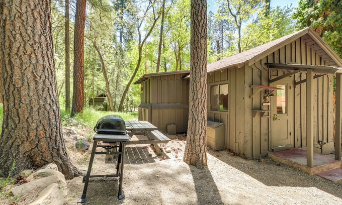Sedona Cabin | Sedona Vacation Rental: On-Site Hiking & Fishing!