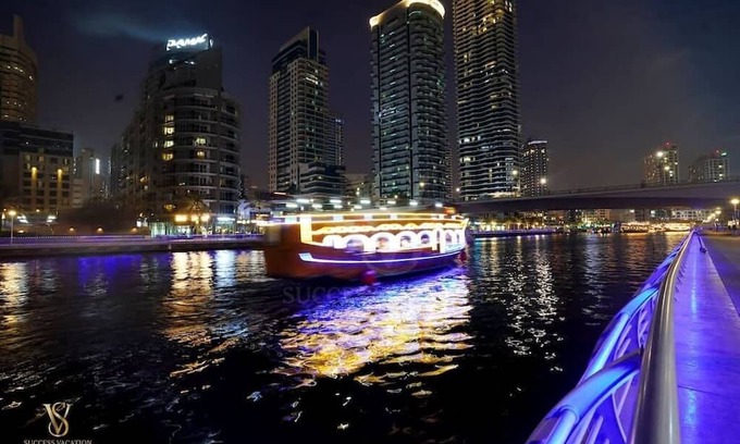 Jumeirah Apartment | Everyday free housekeeping provided, marina view