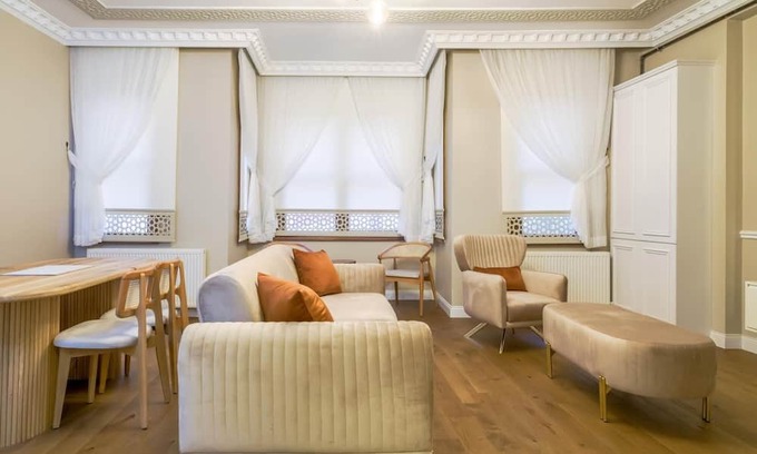 Istanbul City Center Apartment | Chic Flat 10 min to Goldenhorn in Fatih