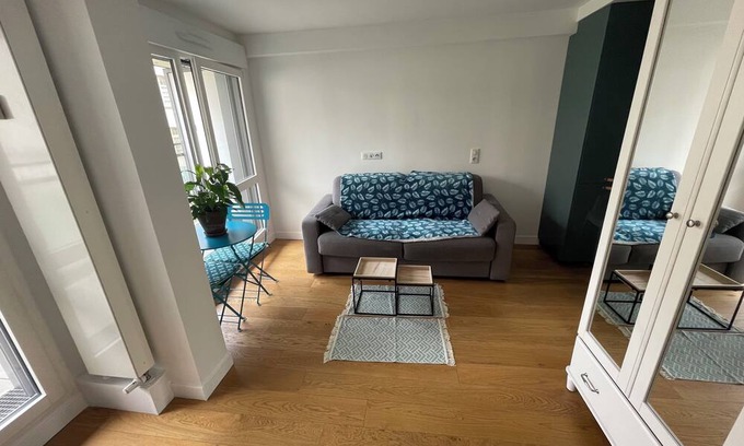 Parc-de-Montsouris Apartment | Charmant Studio Avec Balcon vue sur Jardin