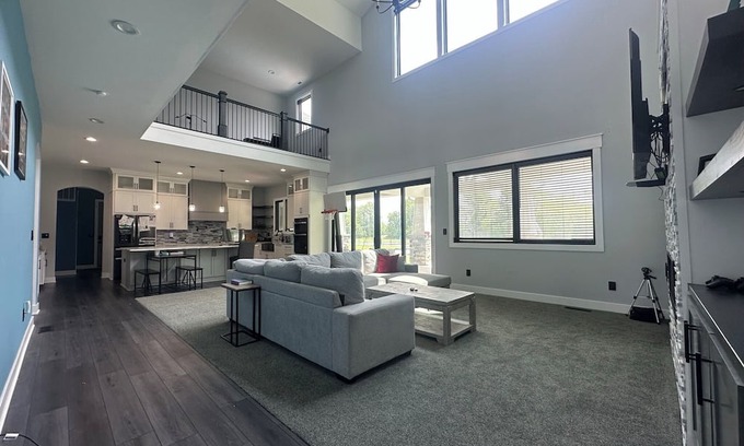 Westfield House | Best Rental in the Midwest! 15 Acres