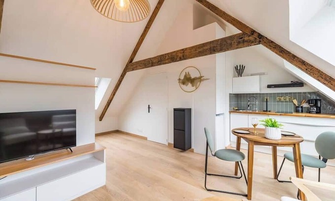 Lannion Apartment | Grand Studio Lumineux,proche Gare Lannion et Plage