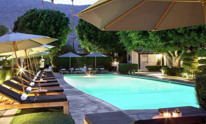 Historic Tennis Club House | 3 Boutique Style Rooms, 3 Gorgeous Pools - Steps from Downtown Attractions
