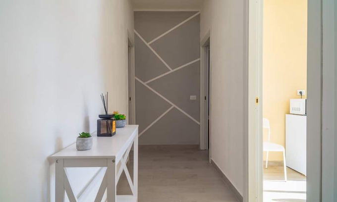 Nesima House | Apartment 'Nicole Rooms' with Mountain View, Wi-Fi and Air Conditioning