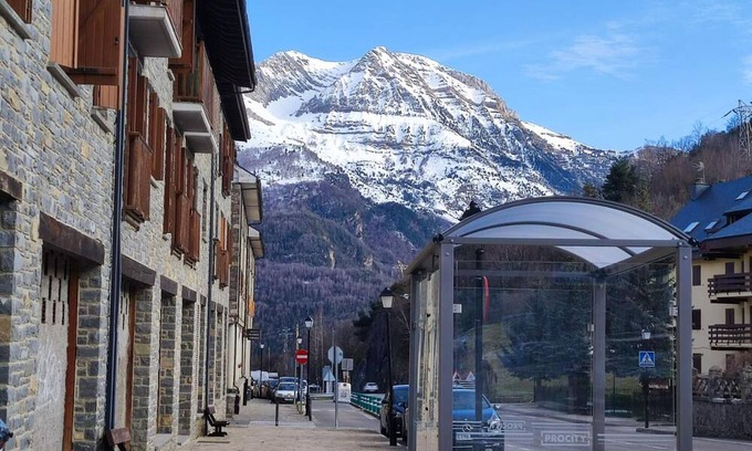 Escarrilla Apartment | Apartment Sallent de Gállego-El Formigal, 1 bedroom, 4 persons