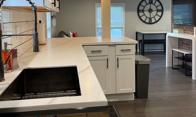 Royal Oak Apartment | Downtown Royal Oak Urban Getaway