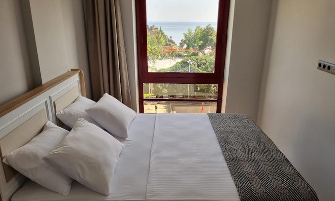 Antalya City Centre Apartment | Holiday apartment Çarşı for 1 - 6 persons with 2 bedrooms - Holiday apartment in one or multi-family