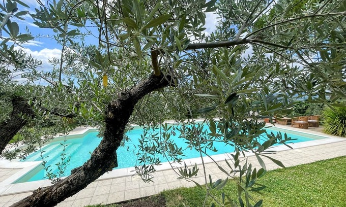 Pietrauta Villa | Villa Sole Vino - slps 14 in beds, inc 2 children + extra children in camp beds