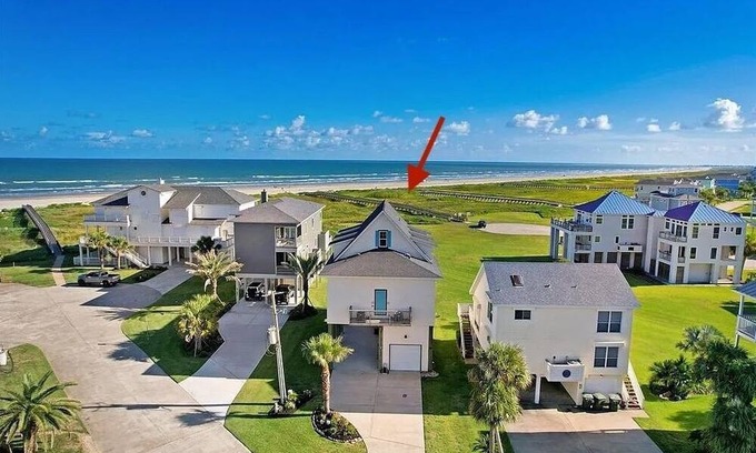 Pointe San Luis House | Beachfront:Spring Special-Beach View-Steps to Sand