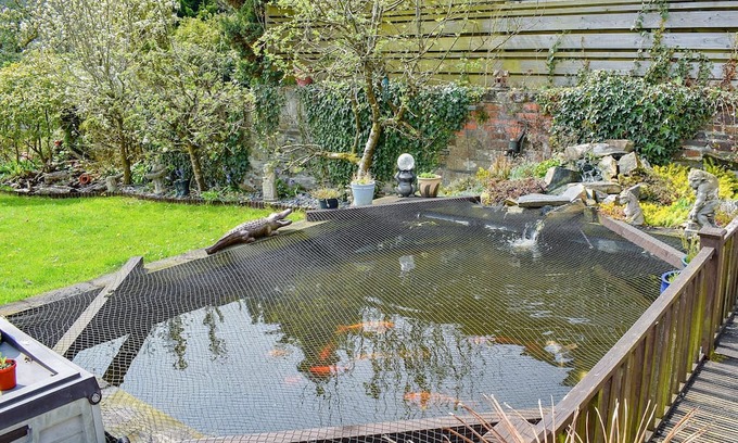 Lifton Cottage | A charming apartment oozing character, located within the delightful village of Lifton.