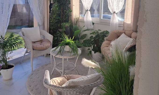 Saint-Cyr-la-Riviere House | Homerez - Nice house for 4 ppl. with garden and terrace at Saint-Cyr-la-Rivière