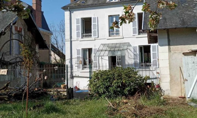 Brosses House | Homerez - Big property for 9 ppl. with terrace at Brosses