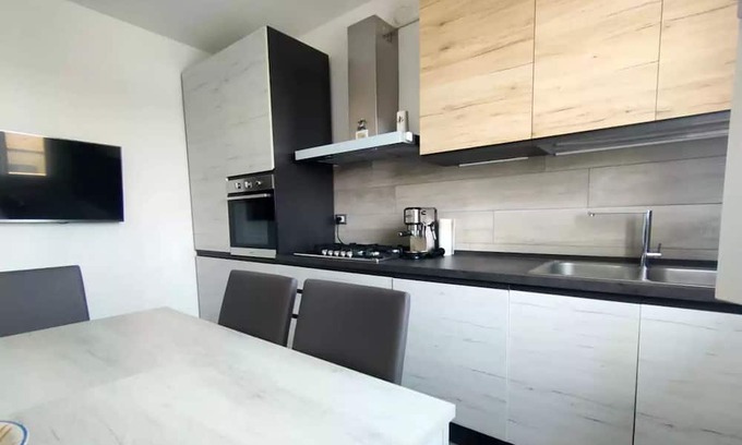 Occhiobello Apartment | Vrbo Property