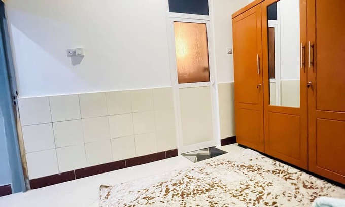Horley Apartment | 10 minutes to the indian ocean beach! Suitable for longer and short stays