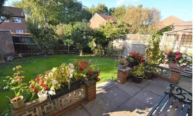 St Albans House | Cosy and Peaceful 3B Home in Sandridge, St Albans