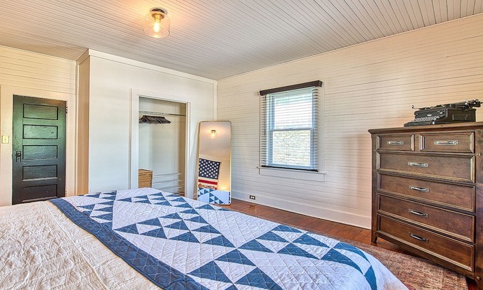 Canton Cottage | Americana Cottage nestled in the mountains outside of Asheville!