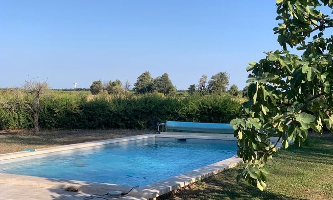 Redessan House | Le Mas des Grenadiers, pretty renovated Mas