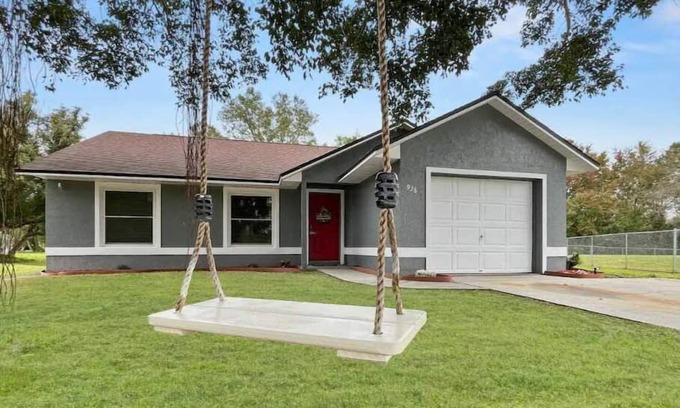 St. Cloud House | Whisler Hideaway Home Near Orlando and Theme Parks