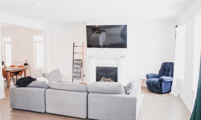 Amherstview House | Shira Serenity Place