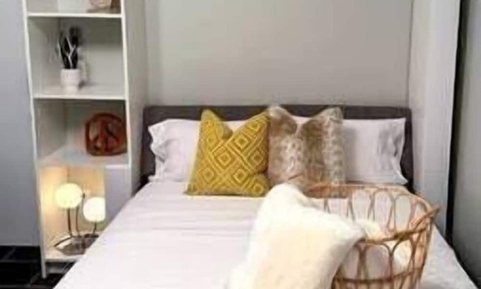 Westerwood Apartment | Downtown Guilford Studio #4